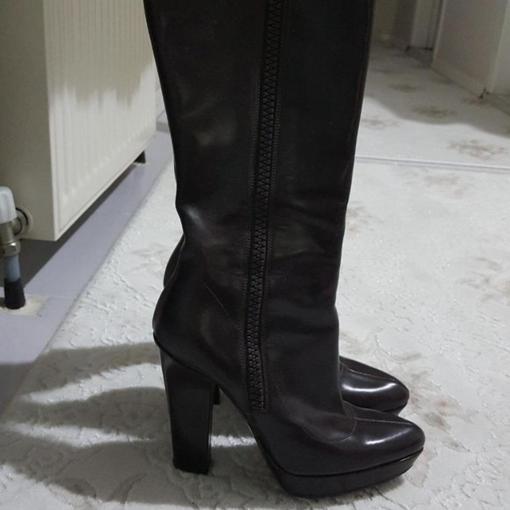 Authentic Gucci Dark Burgundy Platform Tall Boots EU 37 C